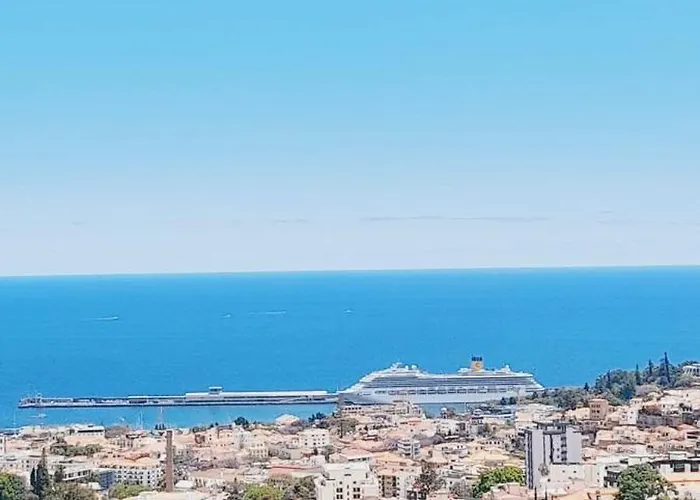 Sea View 2 Bedrooms Terrace Funchal (Madeira)
